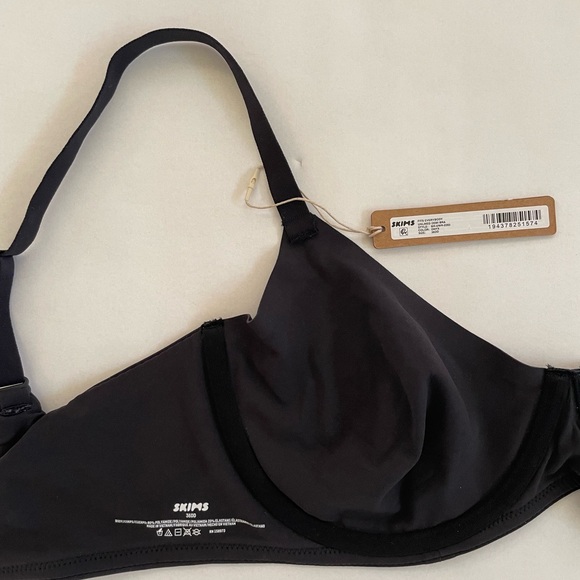 SKIMS Fits Everybody unlined Demi Bra - Picture 6 of 6